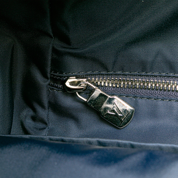 Pre-Loved Louis Vuitton Damier Azur Coastline Matchpoint - Picture 7 of 11